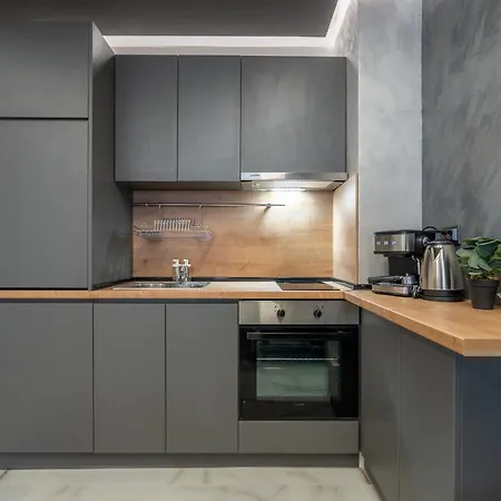 Cozy Homes 4 *