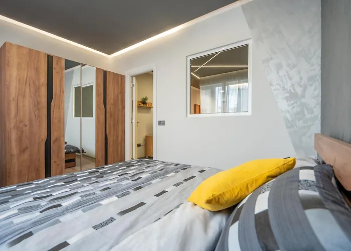 Cozy Homes 4 * ソフィア