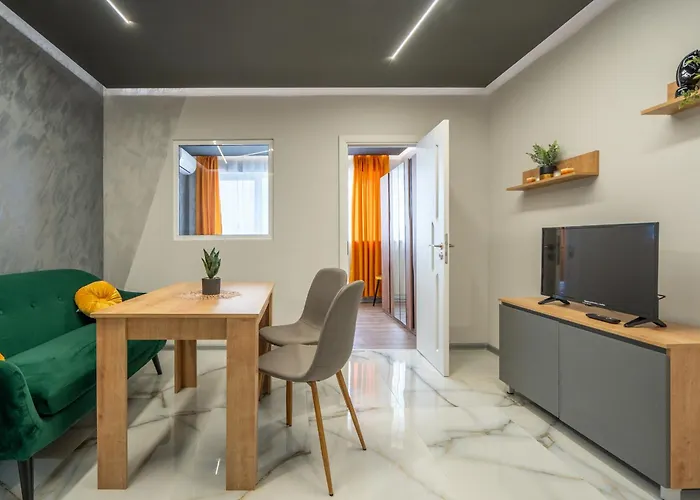 Cozy Homes 4 * ソフィア